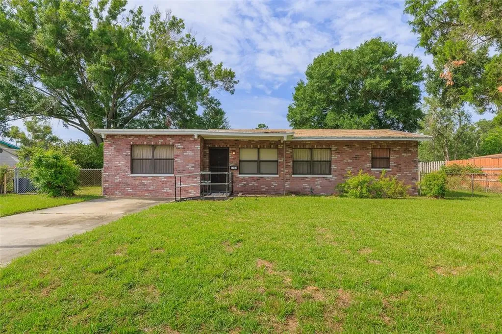 7703 Morning Glory Lane Tampa FL 33619