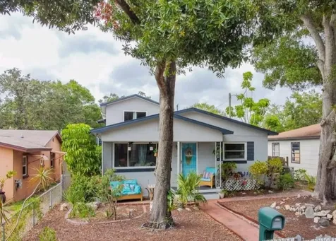 5011 Emerson Avenue S St Petersburg FL 33707