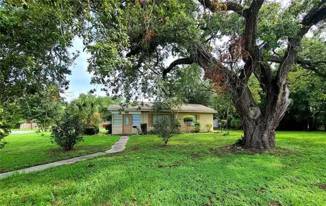 307 Young Place Lakeland FL 33803