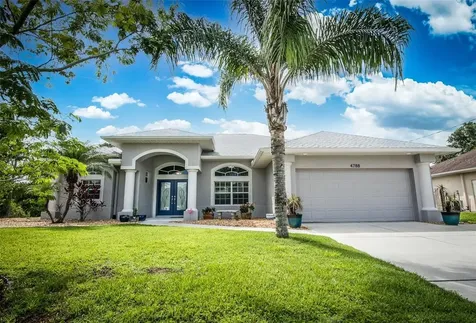 4788 Schrader Street North Port FL 34286