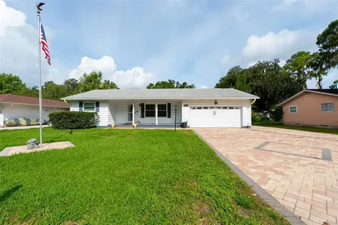 32631 Lake Eustis Drive Tavares FL 32778