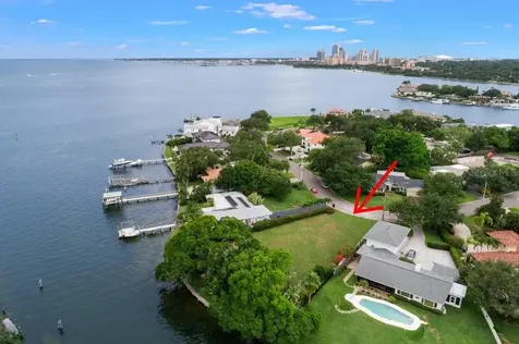 141 Bay Point Drive NE St Petersburg FL 33704
