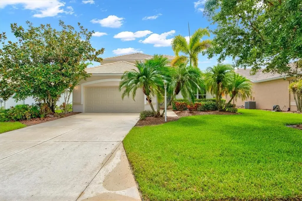 8415 Whispering Woods Court Lakewood Ranch FL 34202
