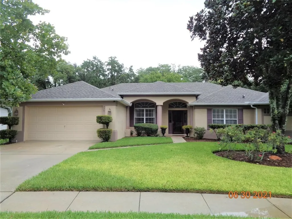 935 Lake Lindley Drive N Deland FL 32724