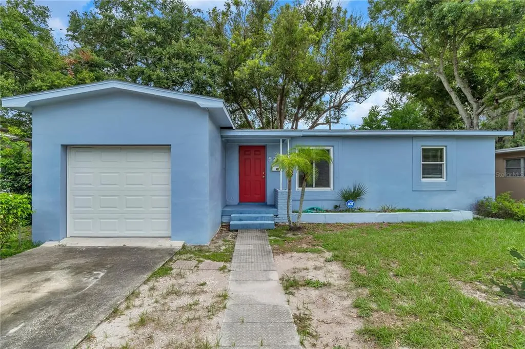 5253 2nd Avenue N St Petersburg FL 33710