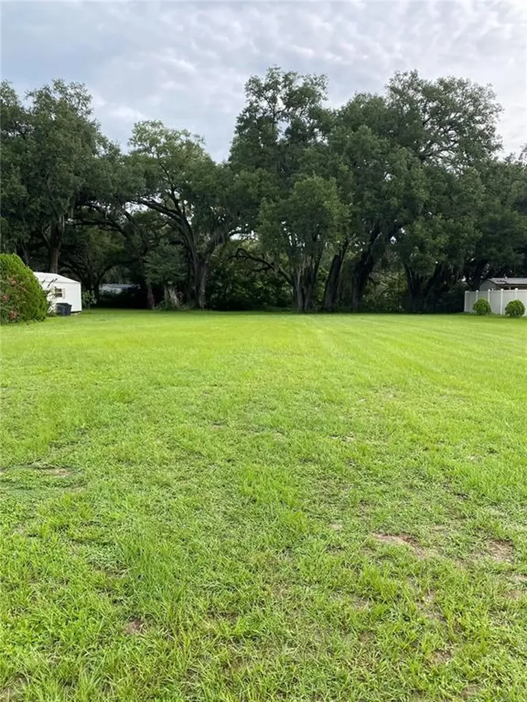 8362 County Road 109 Lady Lake FL 32159