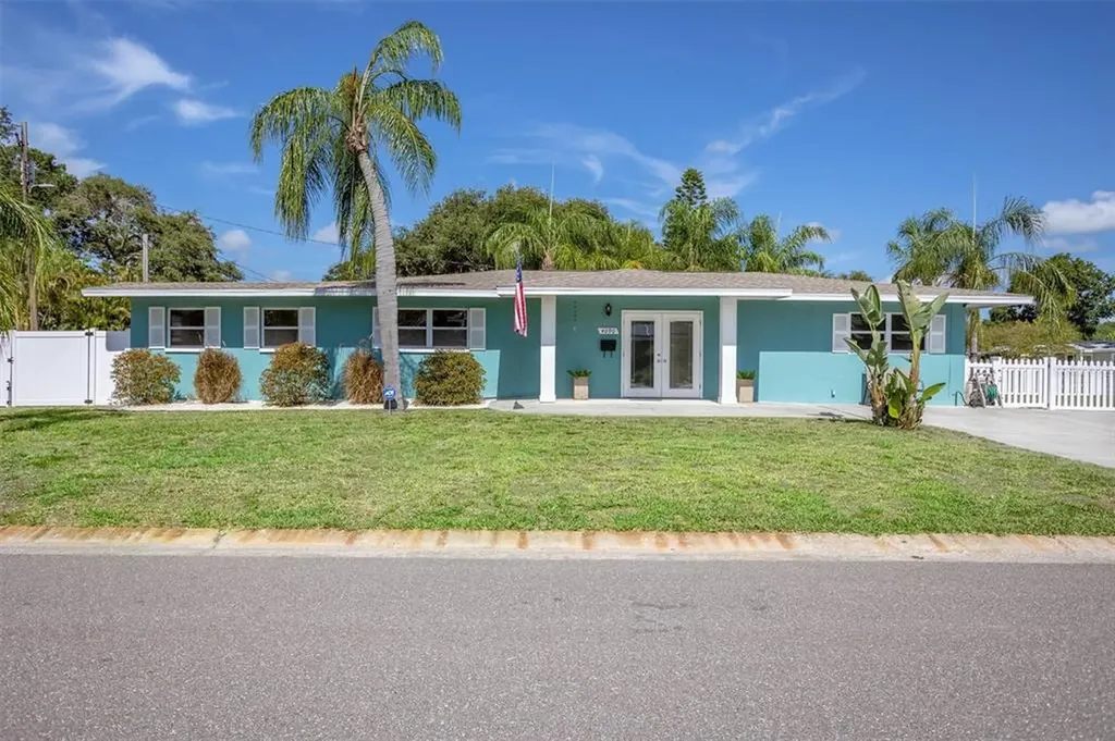 4090 Cherry Street NE St Petersburg FL 33703