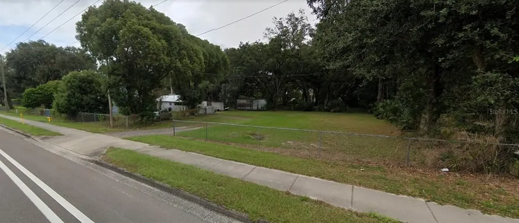 1828-1840 Providence Road Brandon FL 33511
