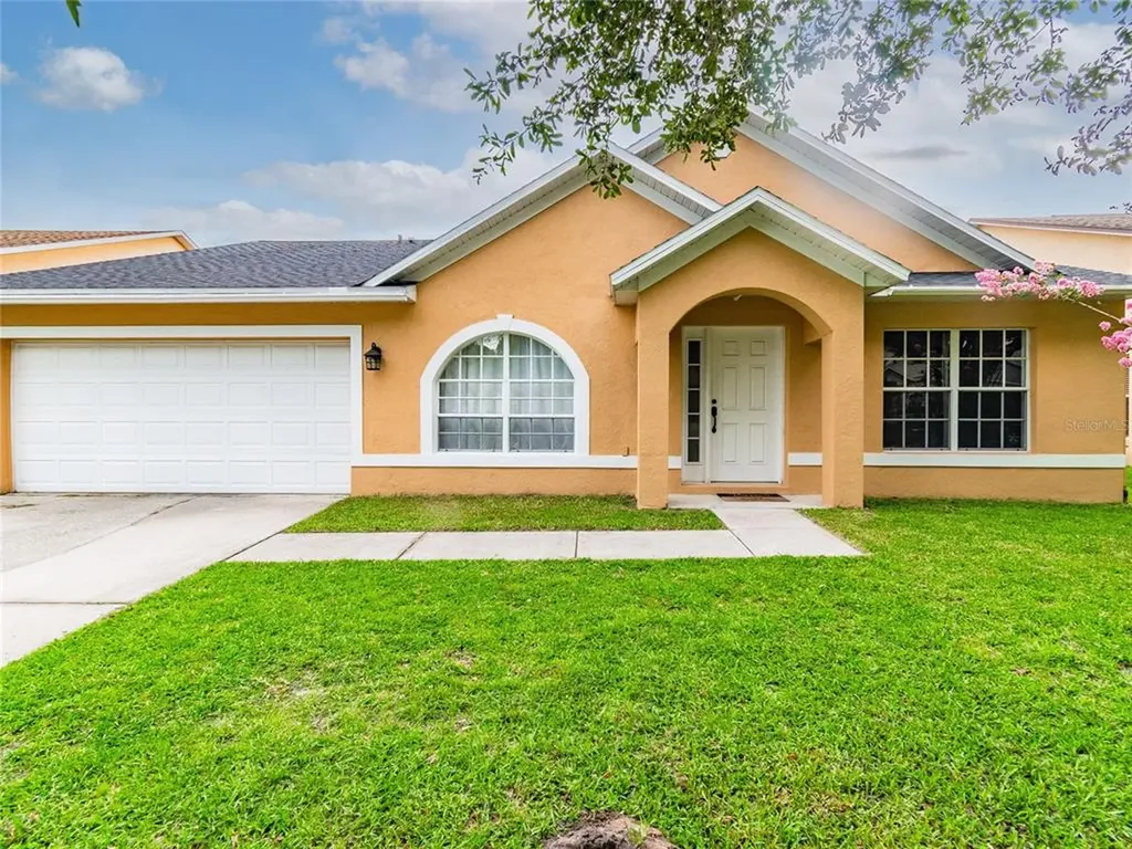5051 New Savannah Circle Wesley Chapel FL 33545