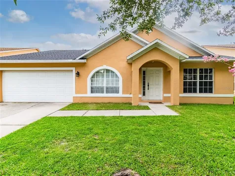 5051 New Savannah Circle Wesley Chapel FL 33545
