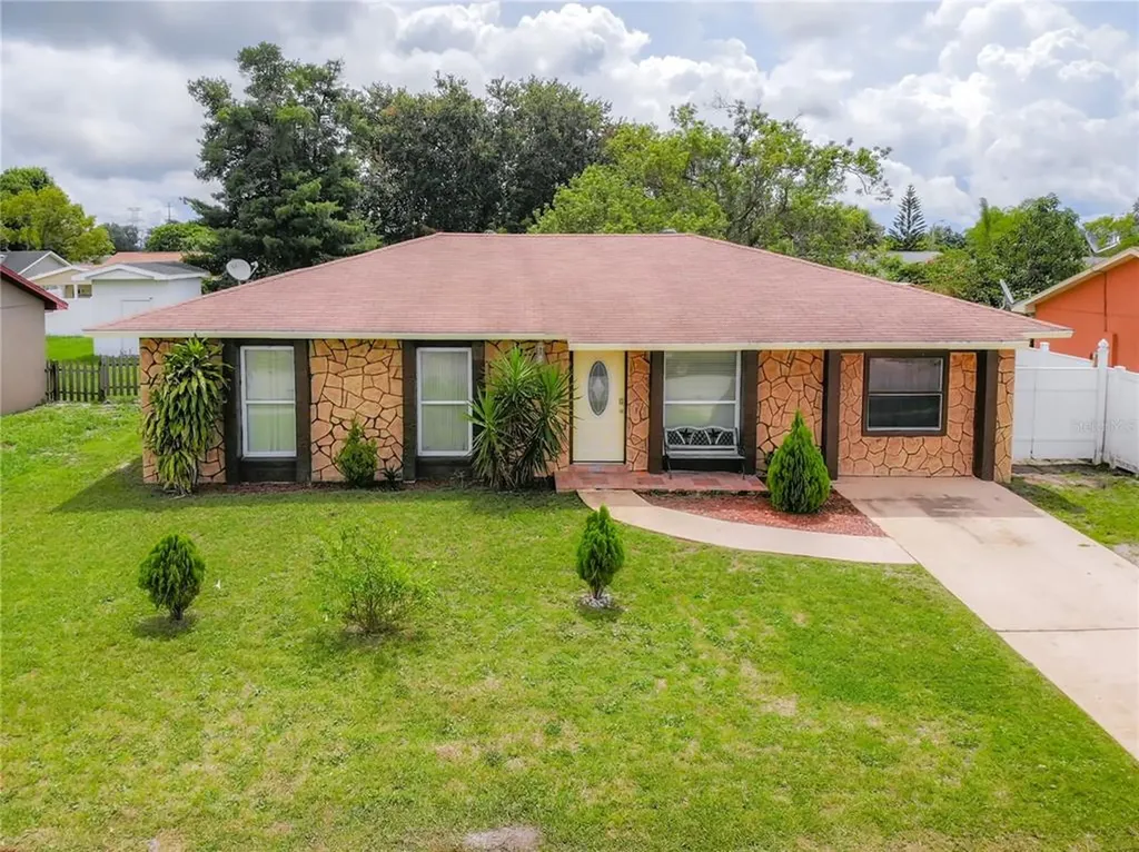 3825 Goose Court Orlando FL 32822