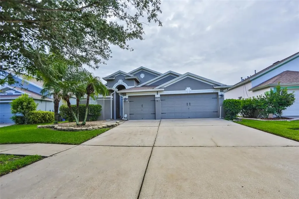 6723 Guilford Crest Drive Apollo Beach FL 33572