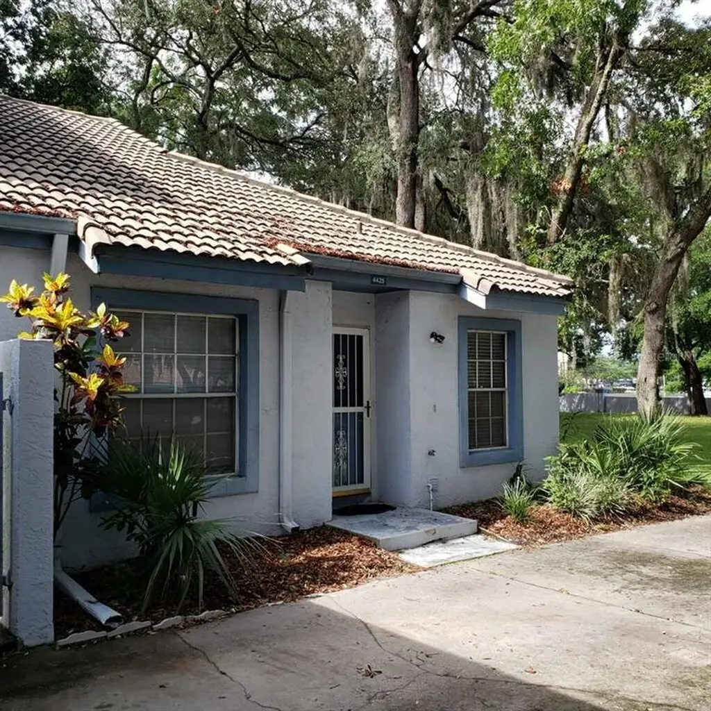 4425 Cluster Drive Orlando FL 32808