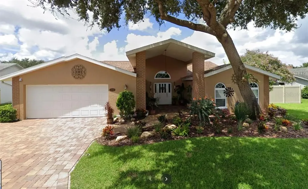 1731 Glen Lakes Boulevard N St Petersburg FL 33702