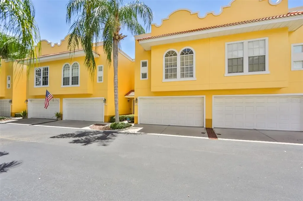3334 Las Campos Place Tampa FL 33611