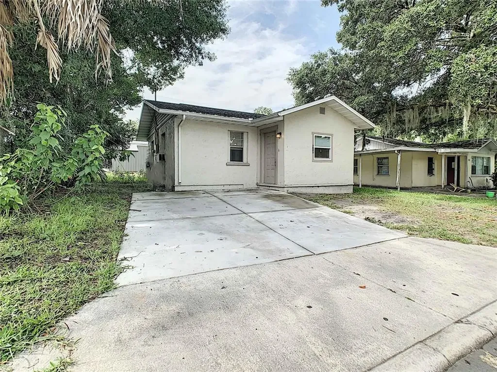 512 W Lowell Street Lakeland FL 33805