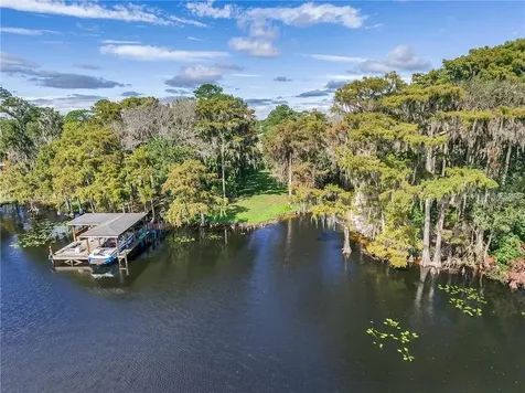 912 Millshore Drive Chuluota FL 32766
