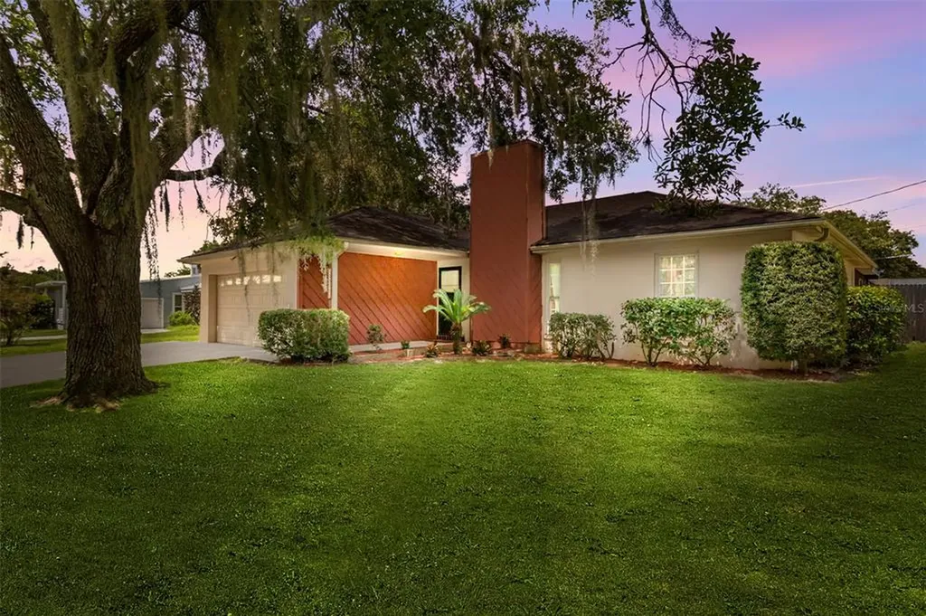 2211 Creek Side Drive Lakeland FL 33811