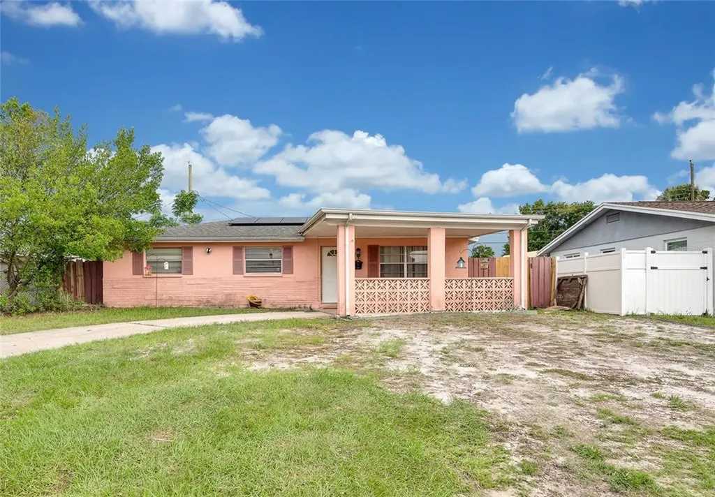 6018 W Fern Street Tampa FL 33634