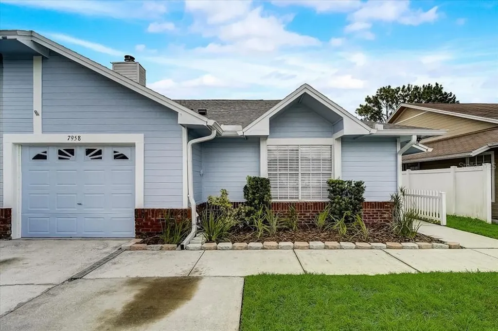 7958 Sagebrush Place Orlando FL 32822