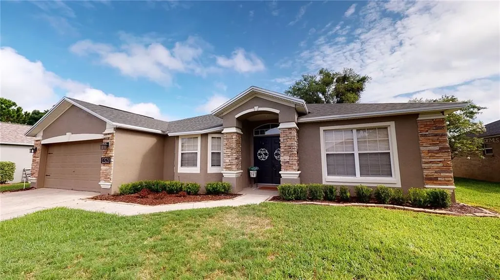 8247 Westmont Terrace Drive Lakeland FL 33810