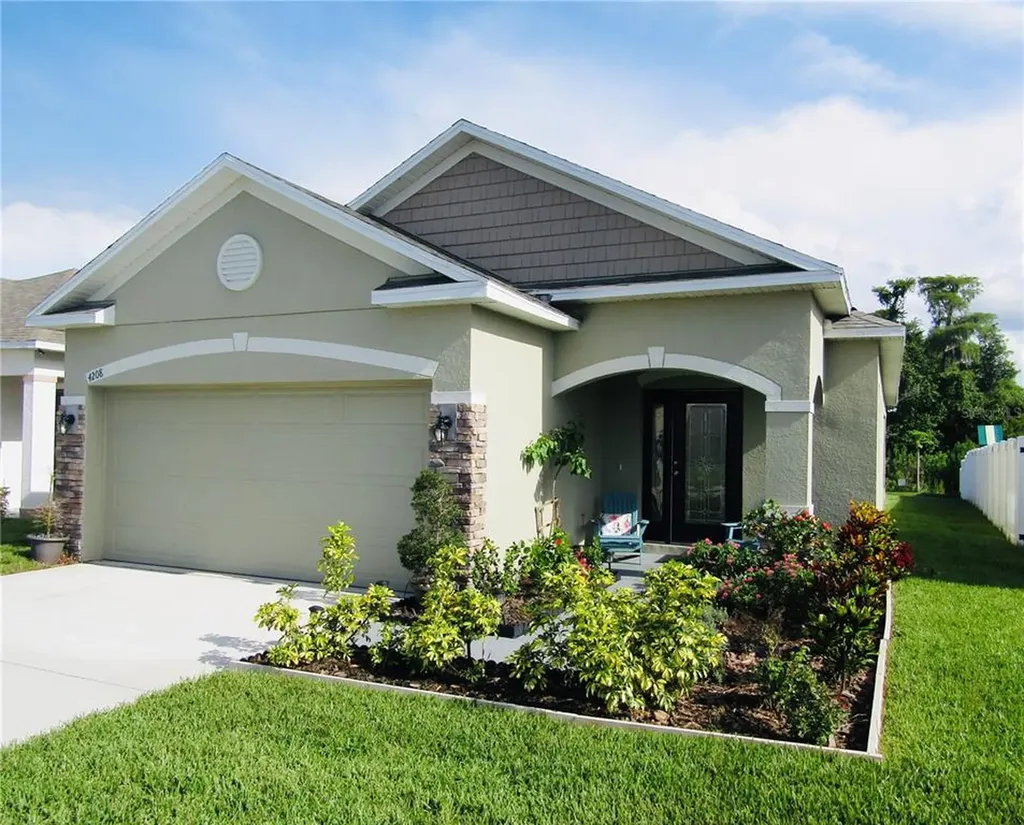 4208 Desert Rose Avenue Kissimmee FL 34746