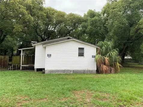 403 NW 9th Street Mulberry FL 33860