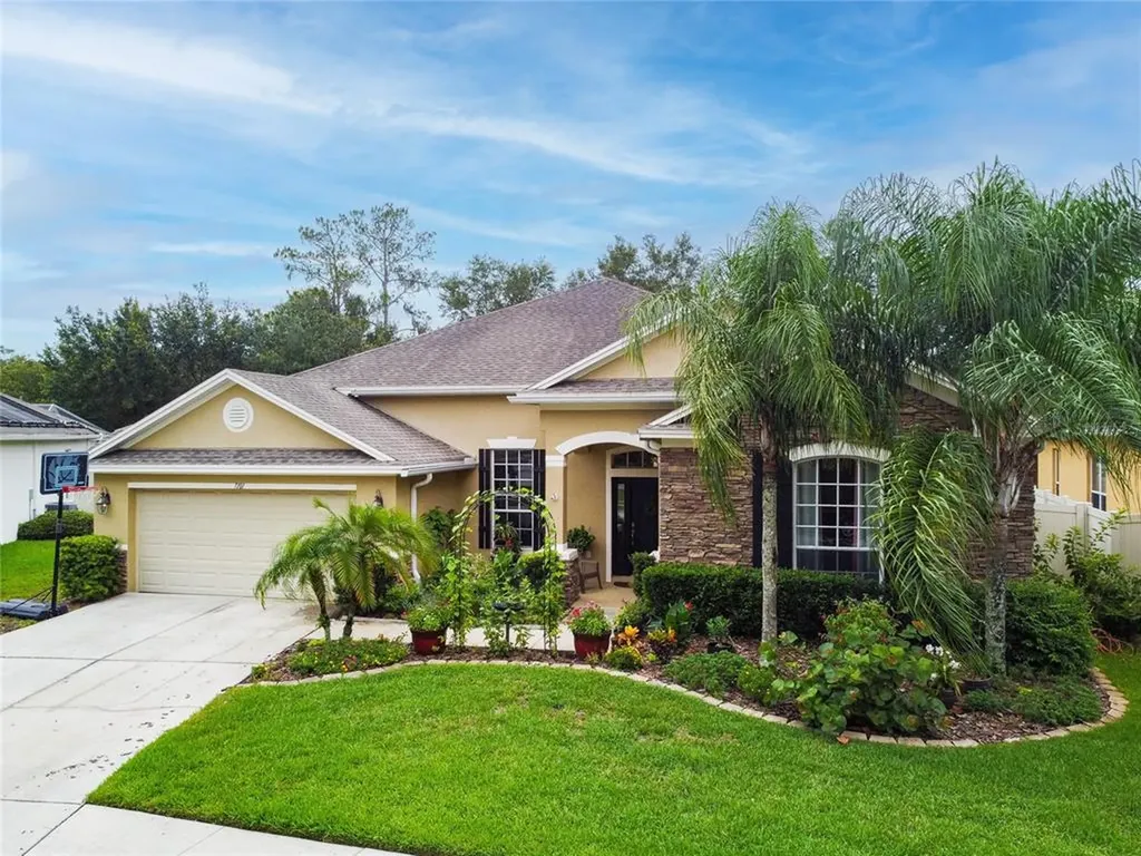 7101 Derwent Glen Circle Land O Lakes FL 34637