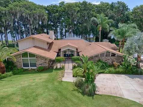 2924 Porto Bello Avenue Leesburg FL 34748