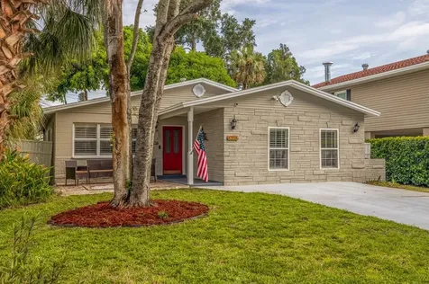 1751 Mississippi Avenue NE St Petersburg FL 33703