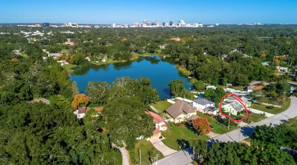 2402 Marlboro Street Orlando FL 32806