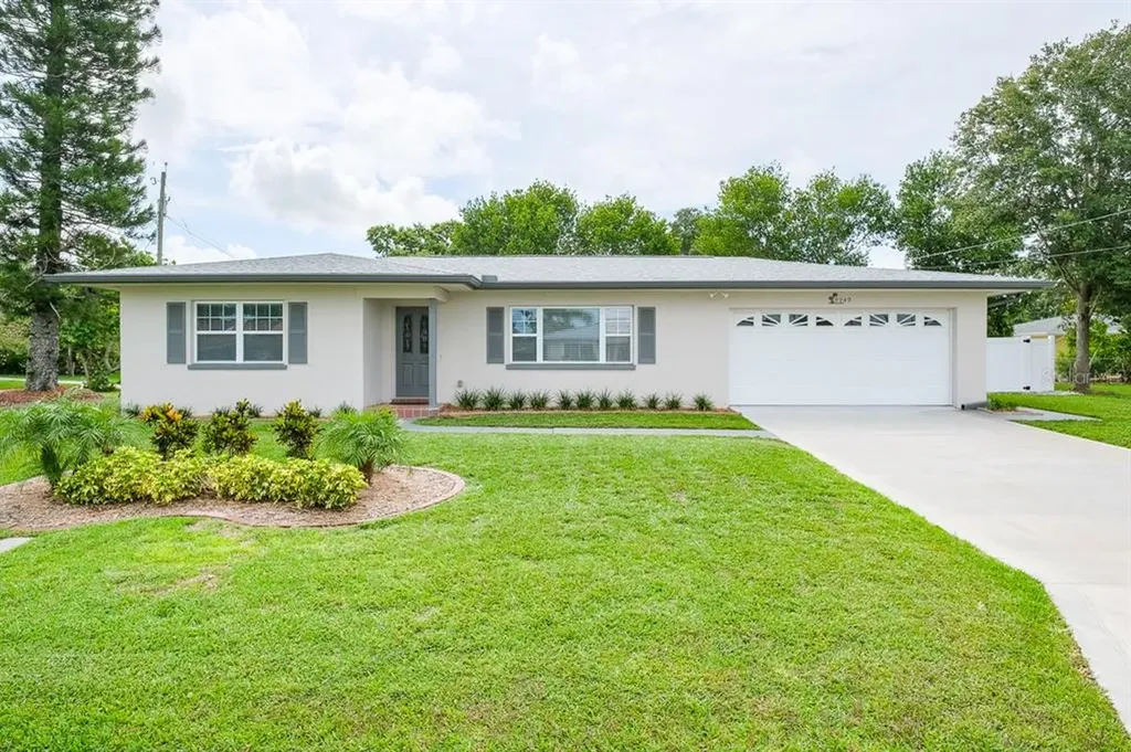 2249 Edythe Drive Dunedin FL 34698