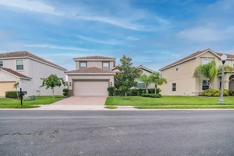 2049 Lake Side Avenue Davenport FL 33837