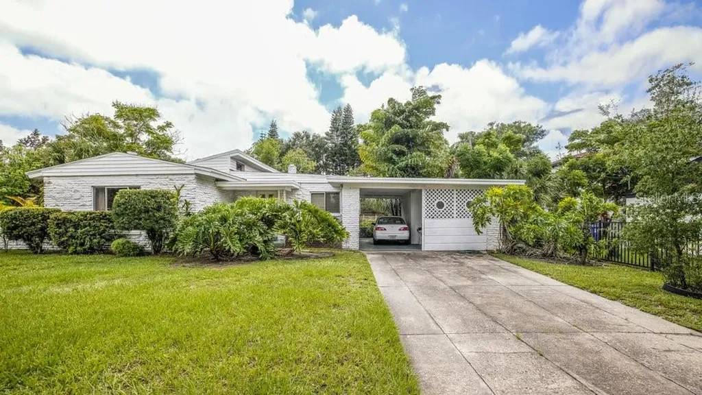 131 S Lakemont Avenue Winter Park FL 32792