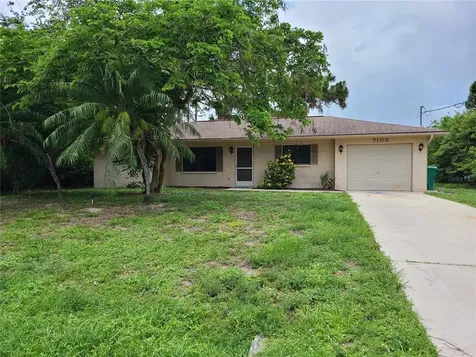 7105 Burnsville Street Englewood FL 34224