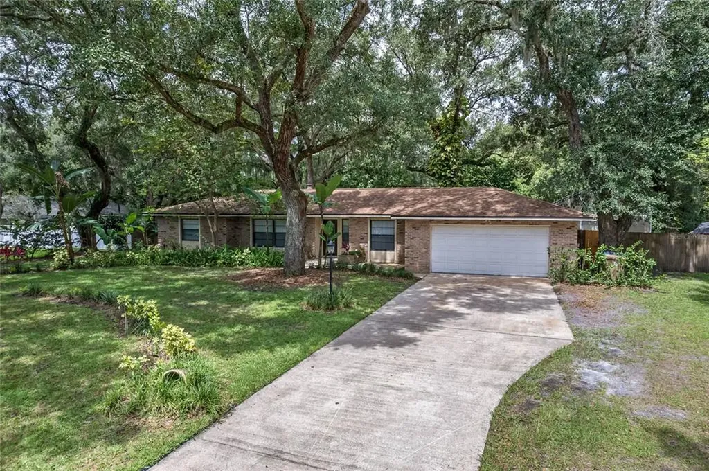 2745 Orchid Lane Kissimmee FL 34744