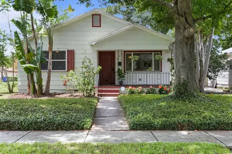 521 36th Avenue N St Petersburg FL 33704