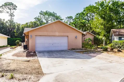 4056 Seaoats Lane Naples FL 34112
