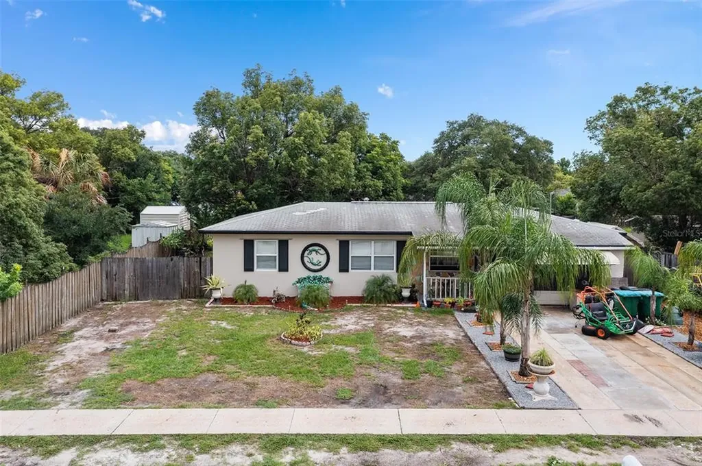 958 Merrimac Street Deltona FL 32725