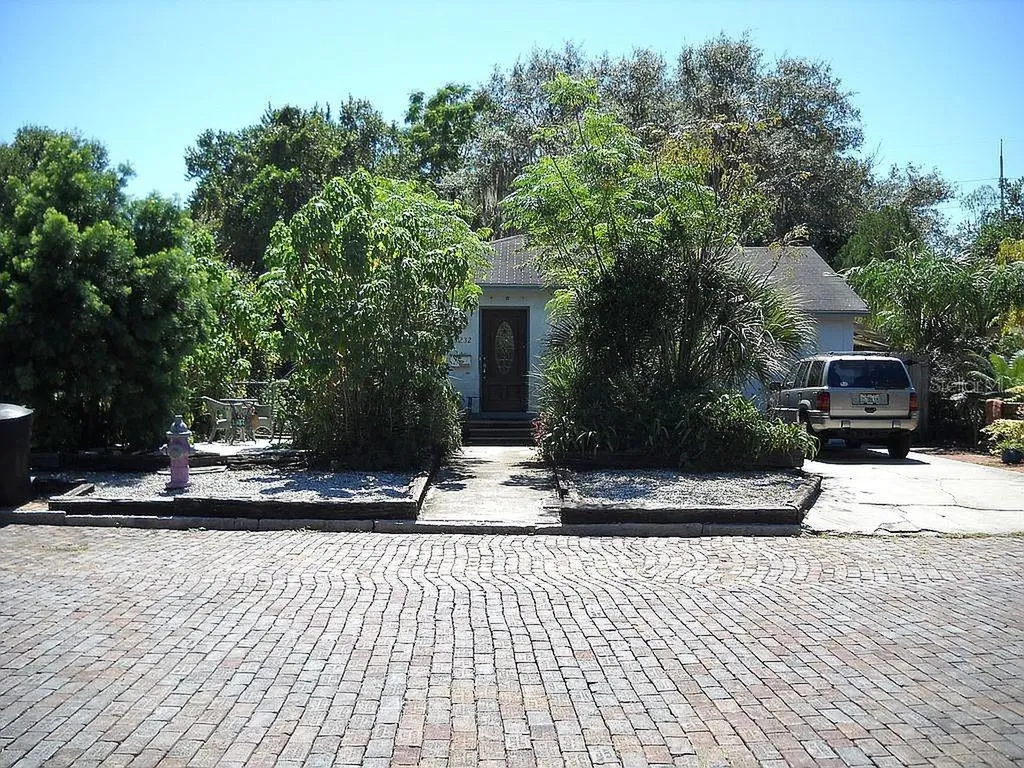 6232 5th Avenue S St Petersburg FL 33707