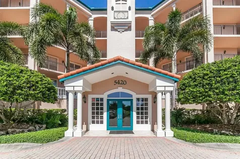 5420 Eagles Point Circle Sarasota FL 34231