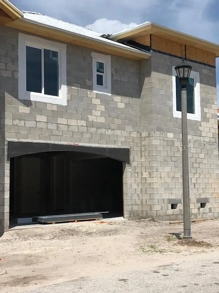 22 Franklin Court S St Petersburg FL 33711