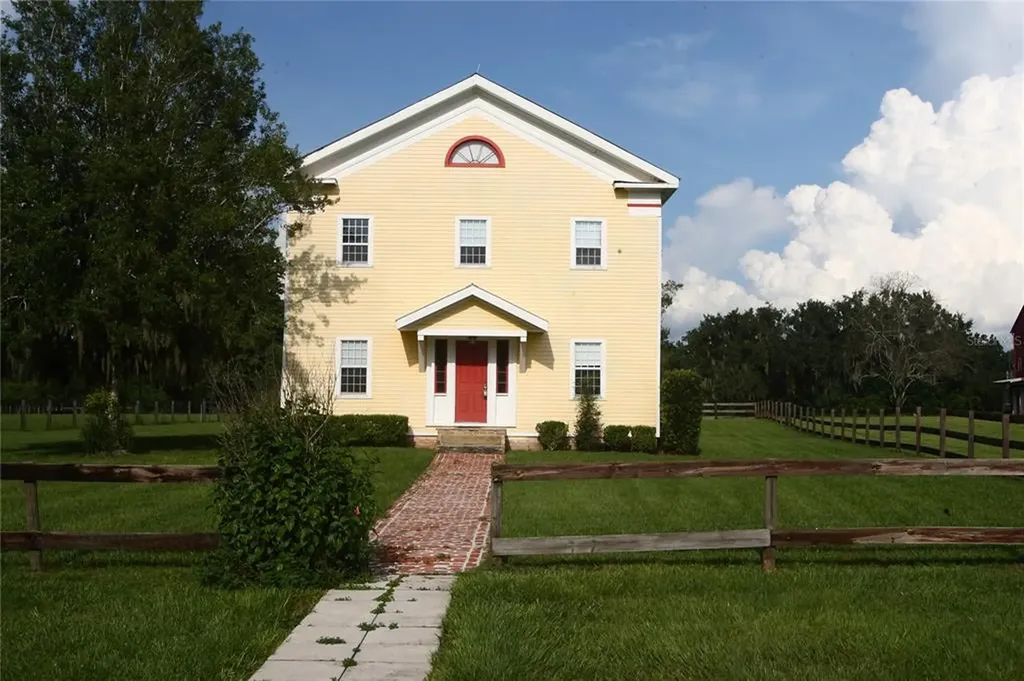 13939 N Us Highway 441 Citra FL 32113