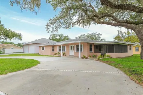 6301 S Selbourne Avenue Tampa FL 33611
