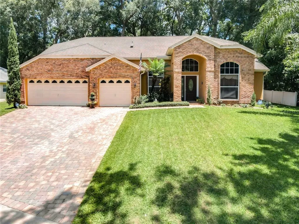 897 Woodcraft Drive Apopka FL 32712