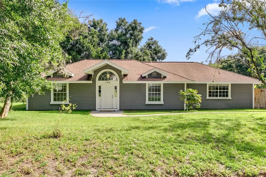 102 Summerhill Court Minneola FL 34715