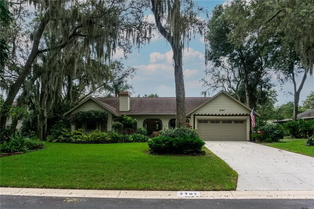 2707 Willow Oaks Drive Valrico FL 33594