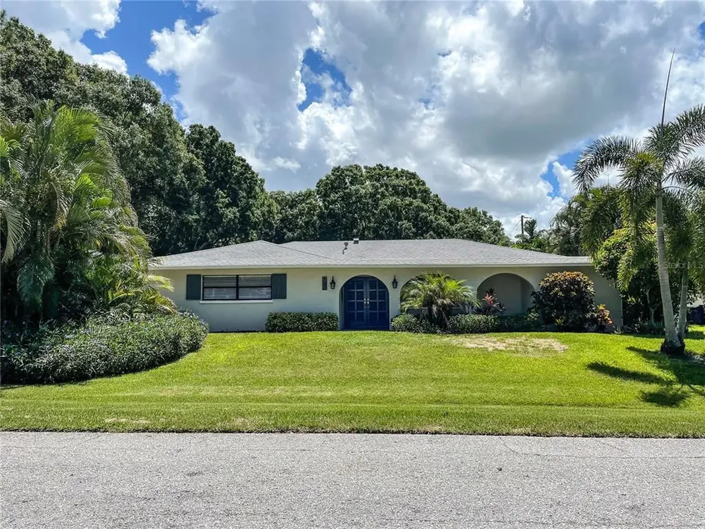 802 Sandpiper Lane Nokomis FL 34275
