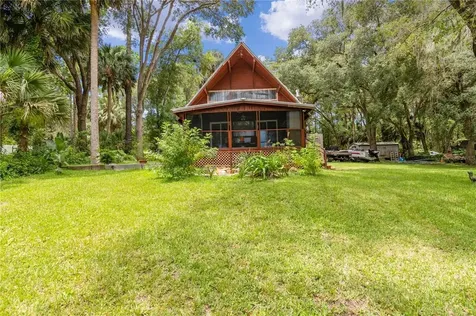 9481 SE 177th Court Ocklawaha FL 32179