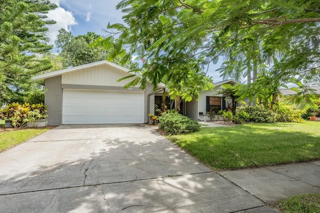 14124 Fennsbury Drive Tampa FL 33624
